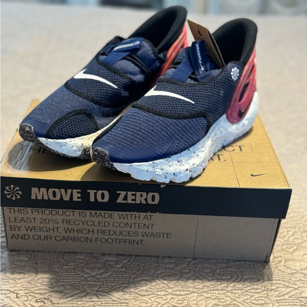 NWT - Nike Glide Flyease - Size 11 - USA Olympics